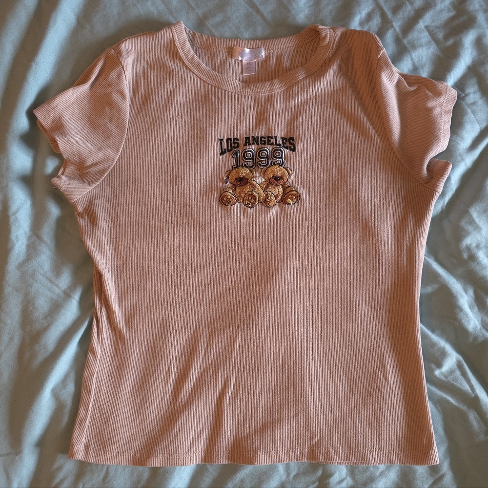 Tan Los Angeles 1999 Teddy Bear Graphic Tee Crop